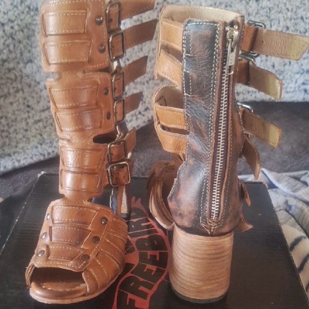 Freebird Tan Heeled  Boots - Picture 11 of 11
